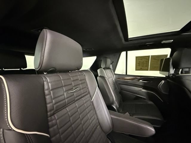 2024 Cadillac Escalade Sport Platinum - Photo 31