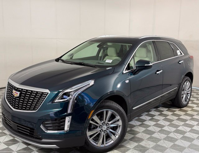 New 2026 CADILLAC XT5 Premium Luxury SUV