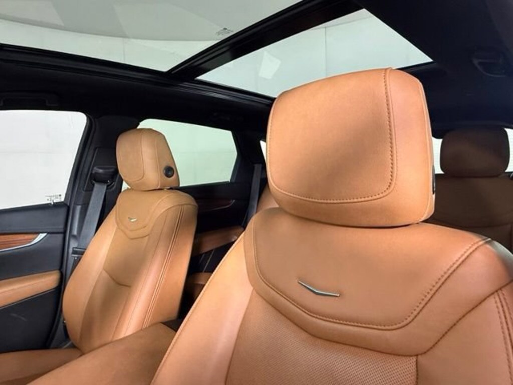 Certified 2022 CADILLAC XT5 FWD Premium Luxury SUV