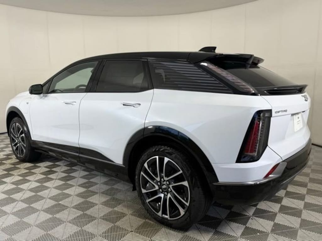 New 2026 CADILLAC OPTIQ Sport SUV