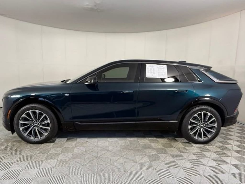 Certified 2024 CADILLAC LYRIQ Sport 2 SUV