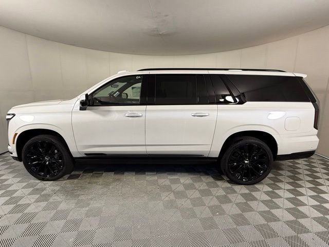 2025 Cadillac Escalade ESV Sport Platinum photo 2