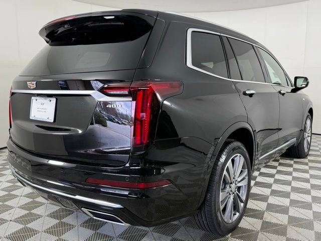 2025 Cadillac XT6 Premium Luxury photo 3