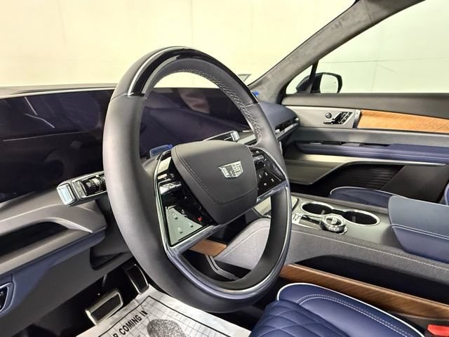 2026 Cadillac VISTIQ Premium Luxury - Photo 18