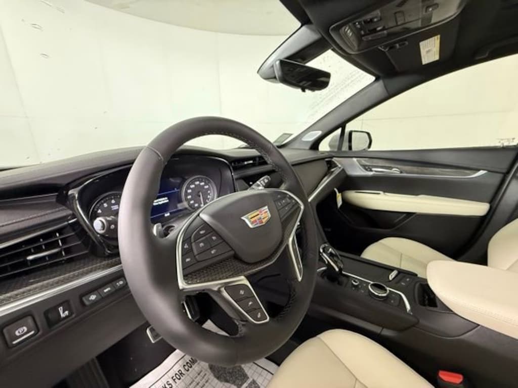 New 2026 CADILLAC XT5 Sport SUV