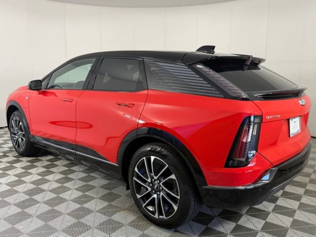 New 2026 CADILLAC OPTIQ Premium Sport SUV
