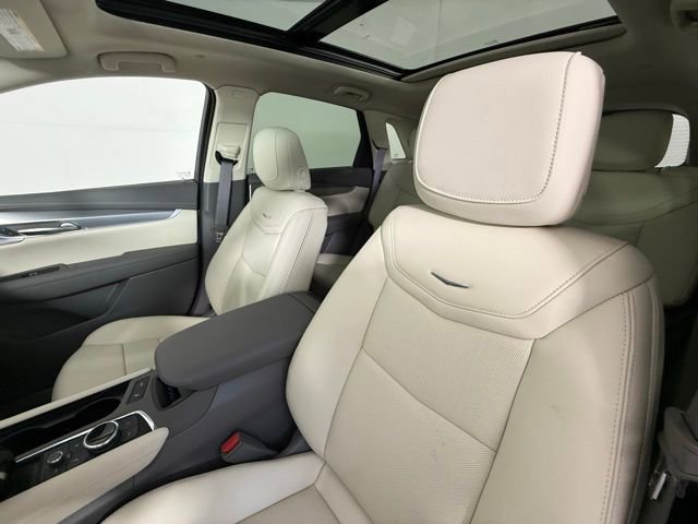 2025 Cadillac XT5 Premium Luxury photo 4