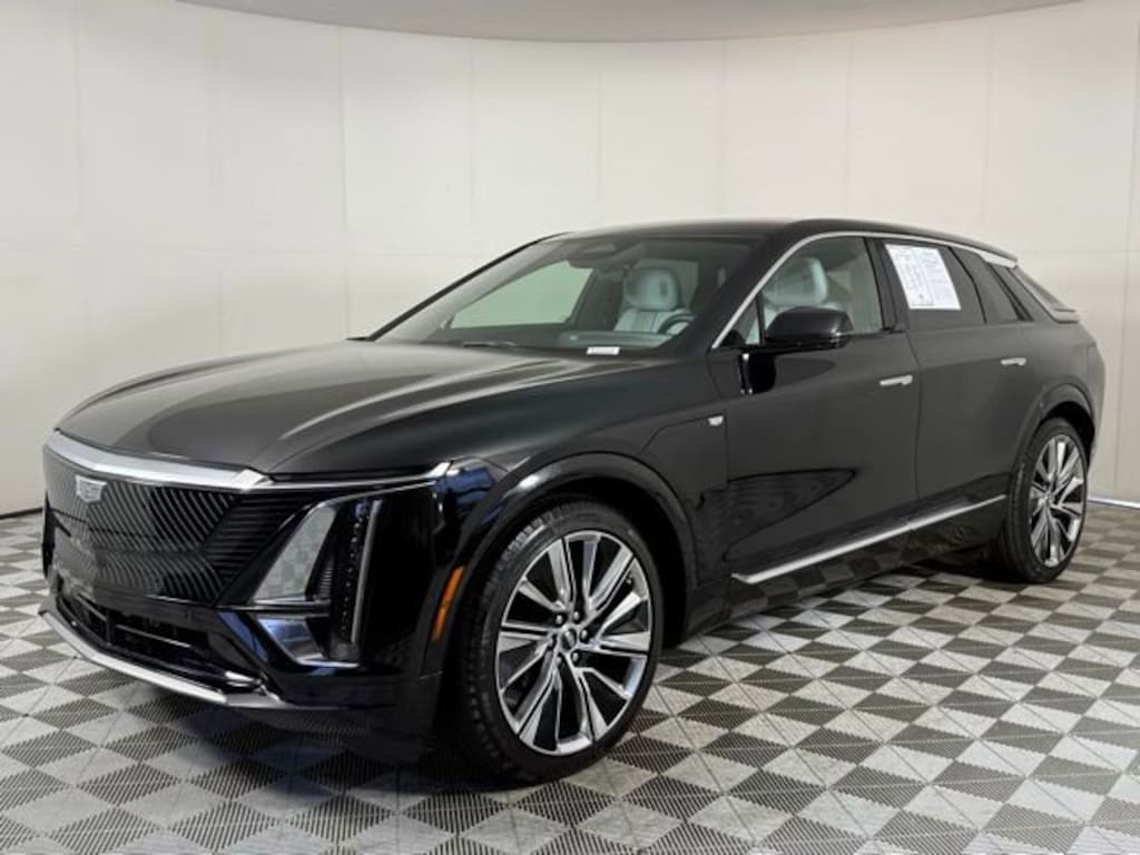 Certified 2023 CADILLAC LYRIQ Luxury SUV