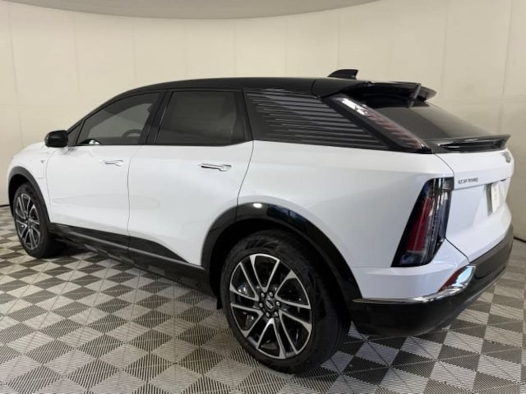 New 2027 CADILLAC OPTIQ Sport SUV