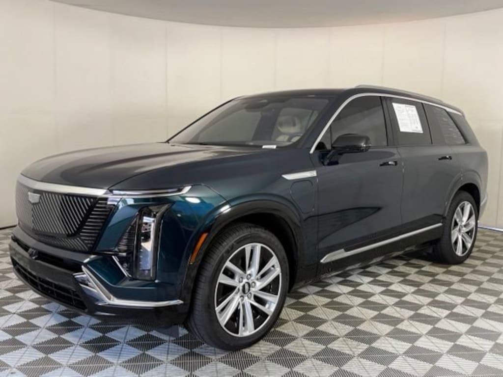 Certified 2026 CADILLAC VISTIQ Luxury SUV