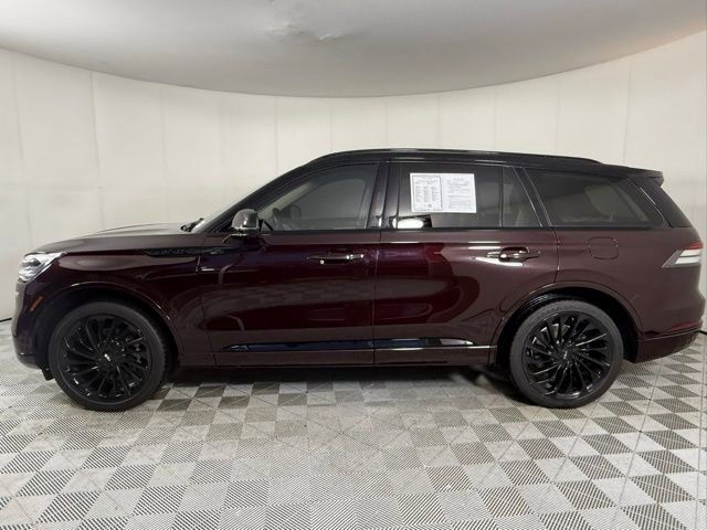 2023 Lincoln Aviator Black Label photo 2
