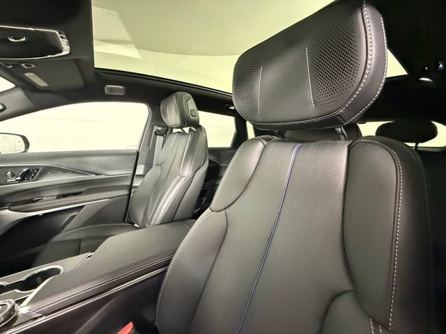 2026 Cadillac LYRIQ Premium Sport - Photo 7