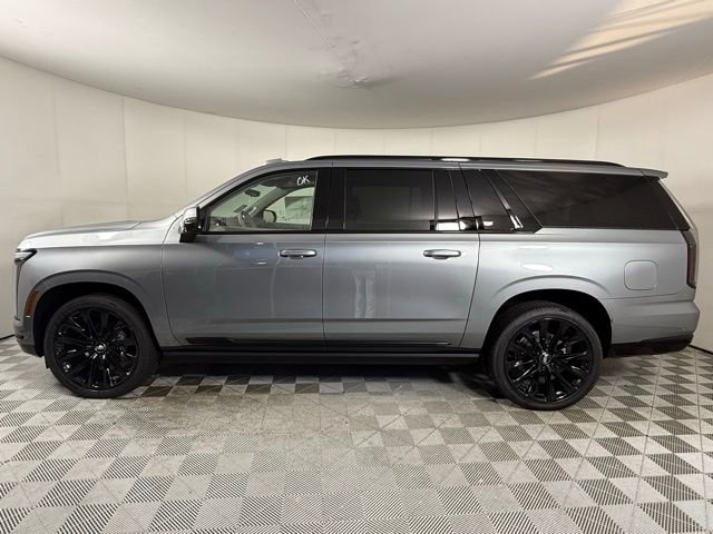 2025 Cadillac Escalade ESV Sport Platinum photo 2