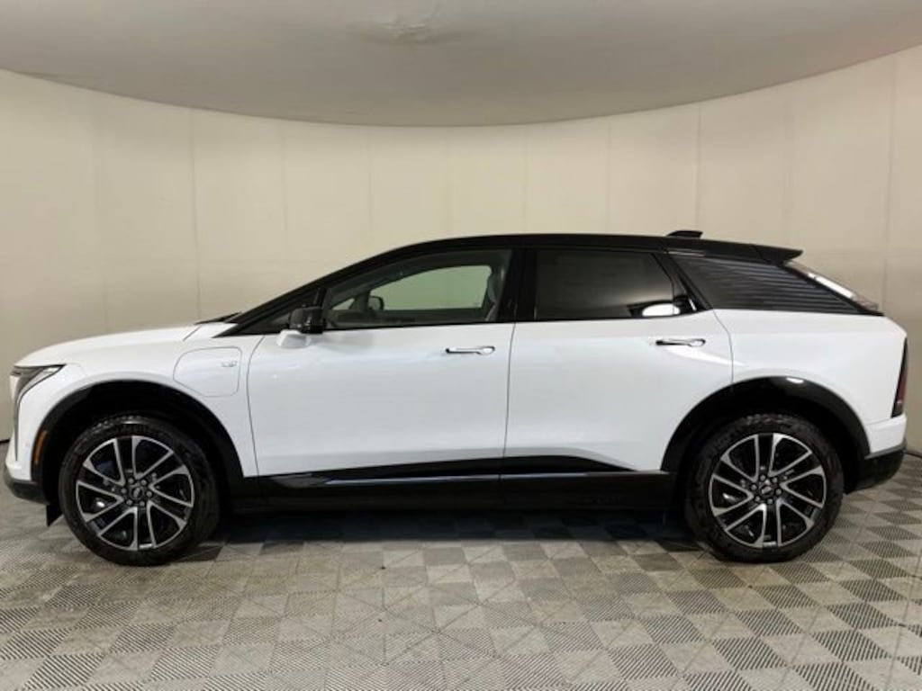 New 2026 CADILLAC OPTIQ Sport SUV