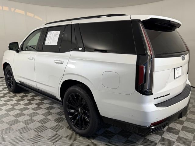 2022 Cadillac Escalade Sport Platinum photo 3