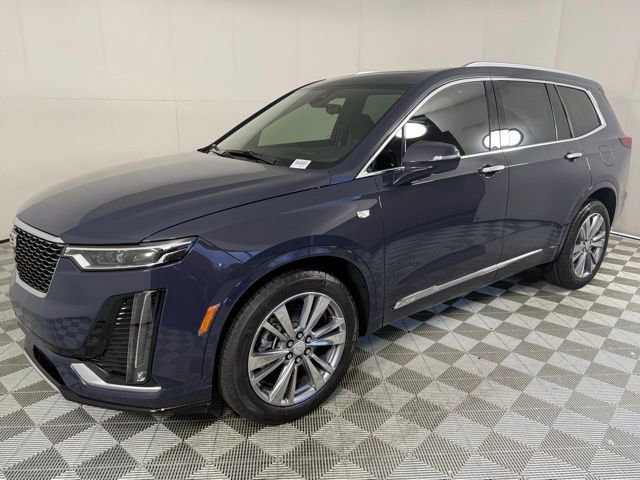 2025 Cadillac XT6 Premium Luxury photo 2