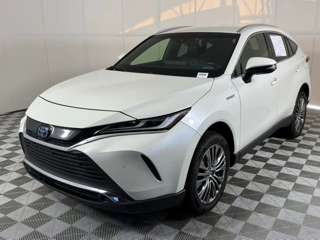 2021 Toyota Venza XLE photo 2