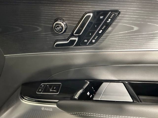 2026 Cadillac LYRIQ Premium Sport - Photo 38