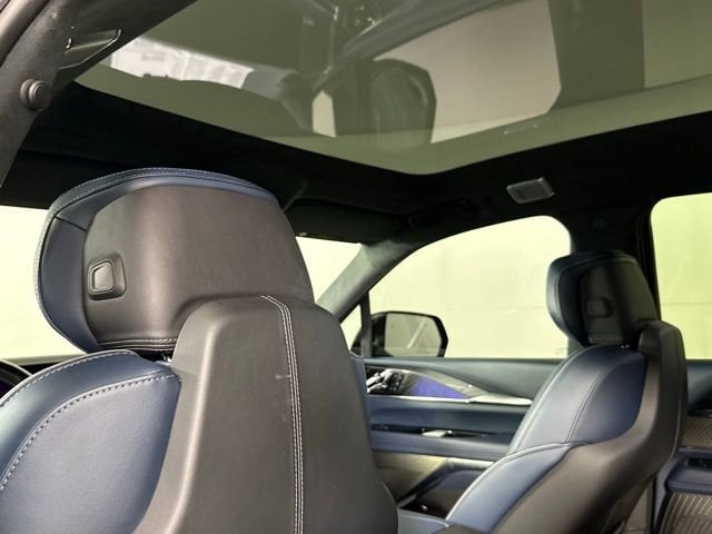 2025 Cadillac Escalade IQ Luxury 2 - Photo 27