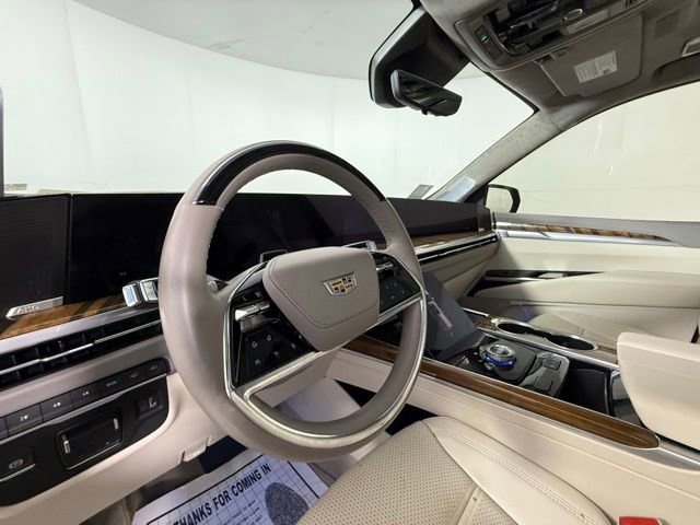2025 Cadillac Escalade Sport Platinum photo 2