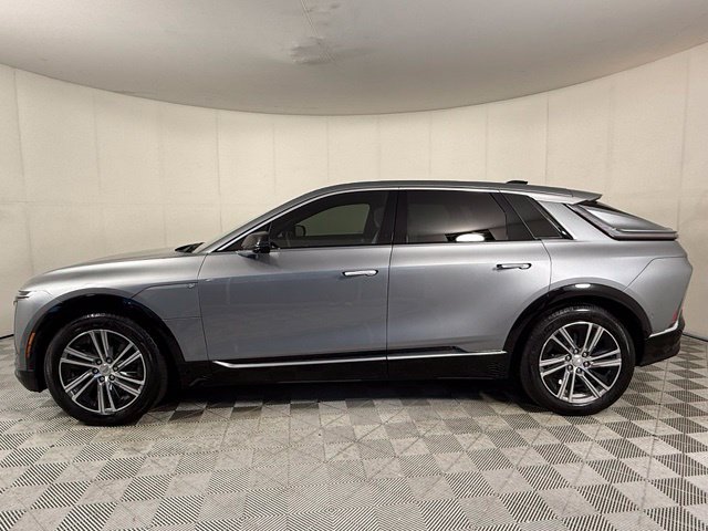 Used 2024 CADILLAC LYRIQ Luxury 2 SUV