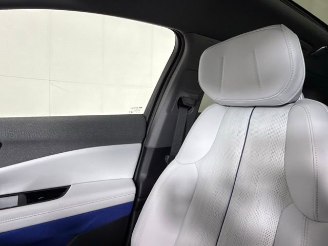 2026 Cadillac OPTIQ Premium Sport - Photo 19