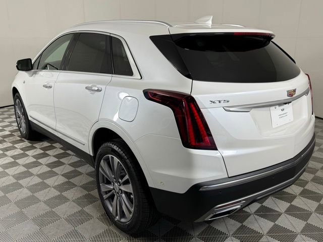 2025 Cadillac XT5 Premium Luxury photo 3