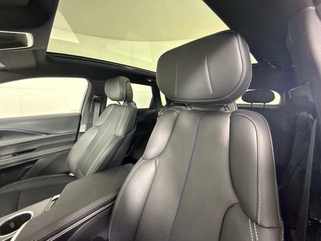 2026 Cadillac LYRIQ Sport - Photo 12