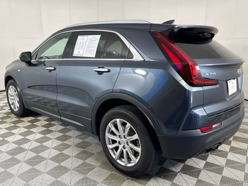Used 2019 CADILLAC XT4 FWD Luxury SUV
