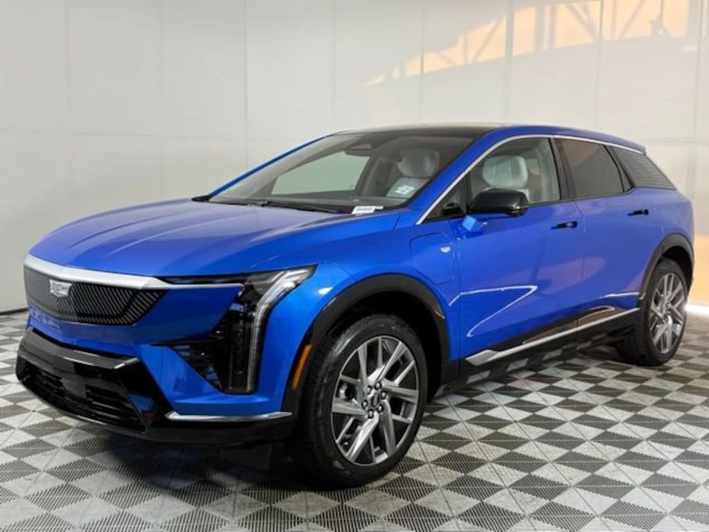 New 2026 CADILLAC OPTIQ Luxury SUV