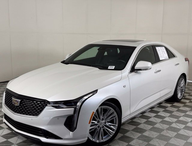 2024 Cadillac CT4