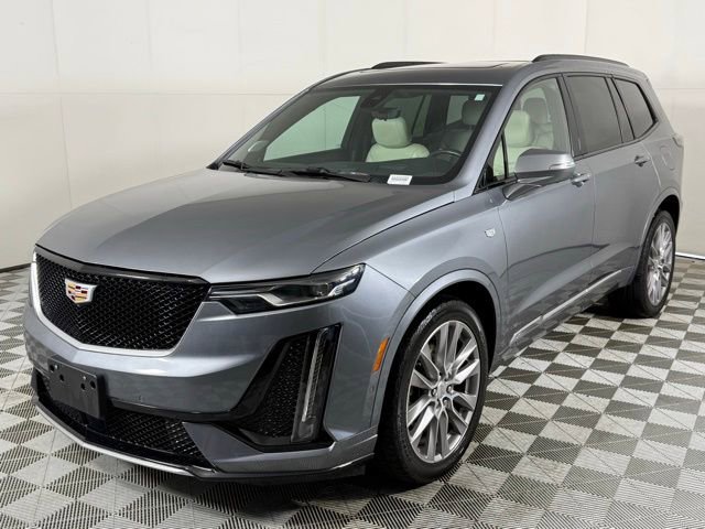 2021 Cadillac XT6 Sport photo 2