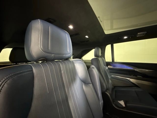 2025 Cadillac Escalade IQ Luxury 2 - Photo 31