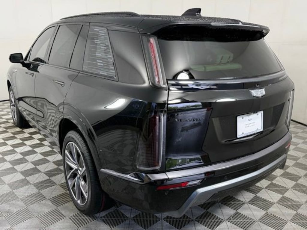 New 2026 CADILLAC VISTIQ Sport SUV