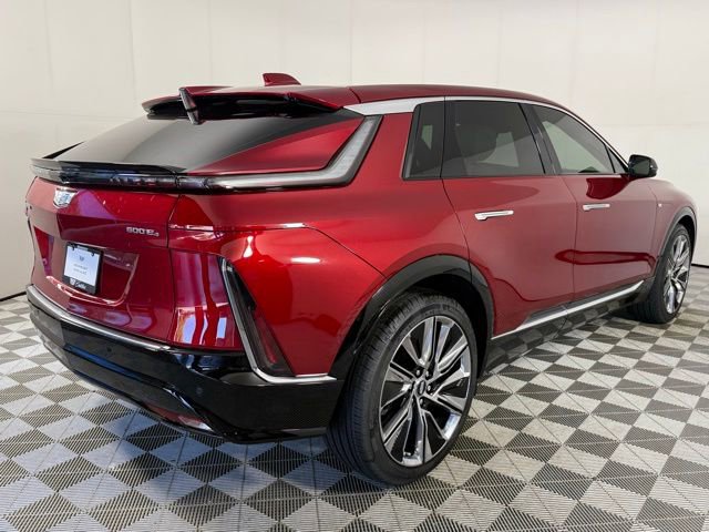 2026 Cadillac Lyriq Luxury photo 4