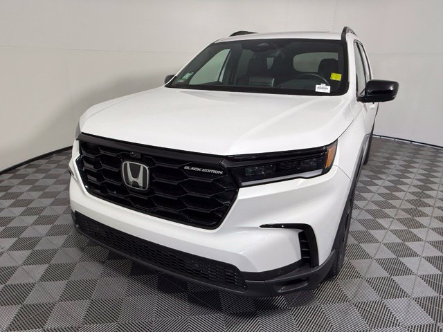 Used 2025 Honda Pilot Black Edition SUV