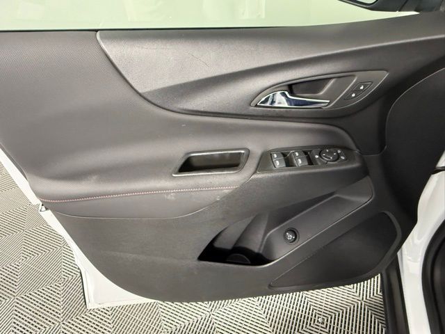 2022 Chevrolet Equinox RS - Photo 16