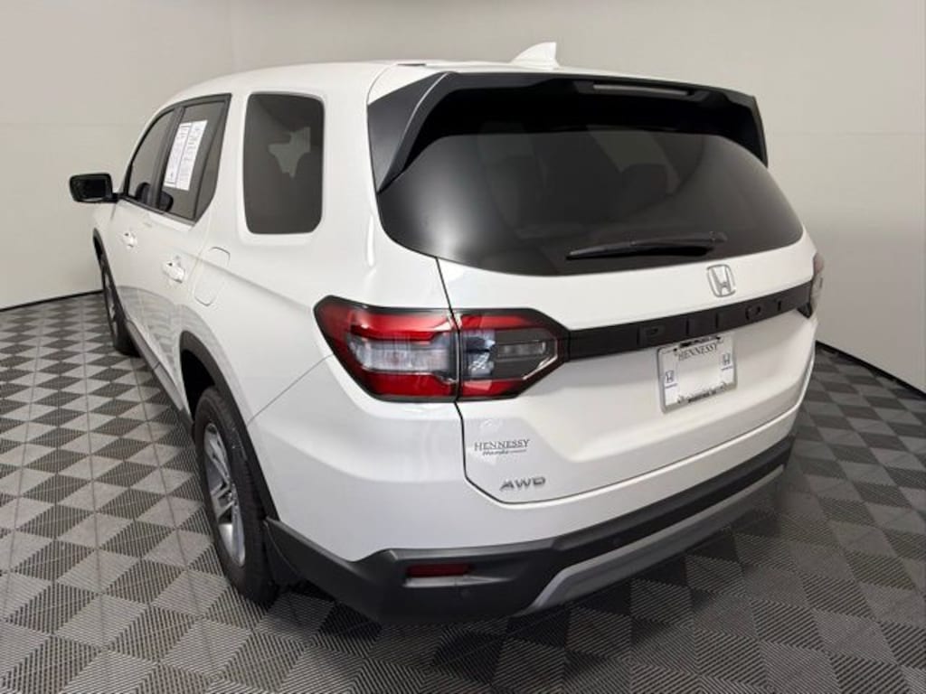 Used 2025 Honda Pilot EX-L SUV