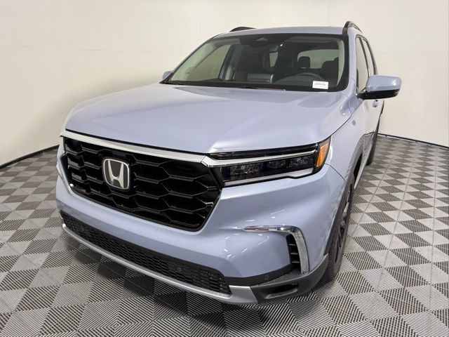 2025 Honda Pilot Touring photo 2