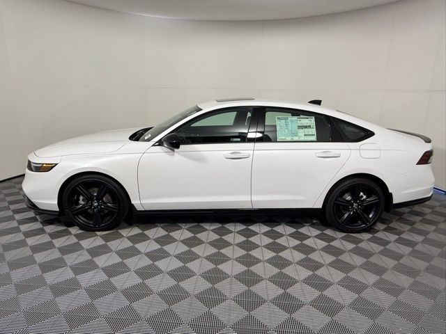 2025 Honda Accord Hybrid Sport-L photo 3
