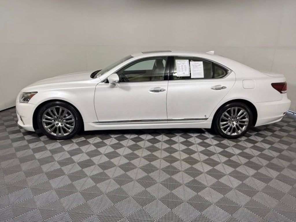 Used 2016 Lexus LS 460 Sedan