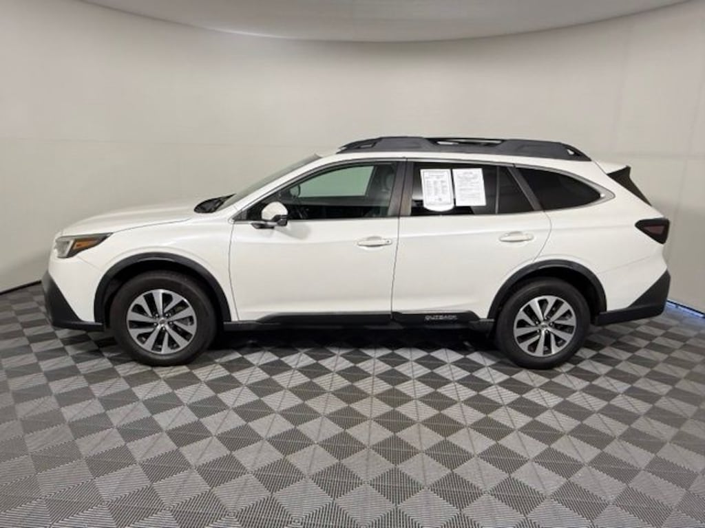 Used 2020 Subaru Outback Premium SUV