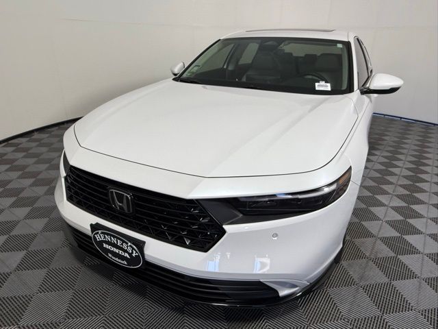 2025 Honda Accord Hybrid EX-L photo 2