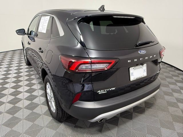 2022 Mazda CX-30 2.5 S Preferred photo 2