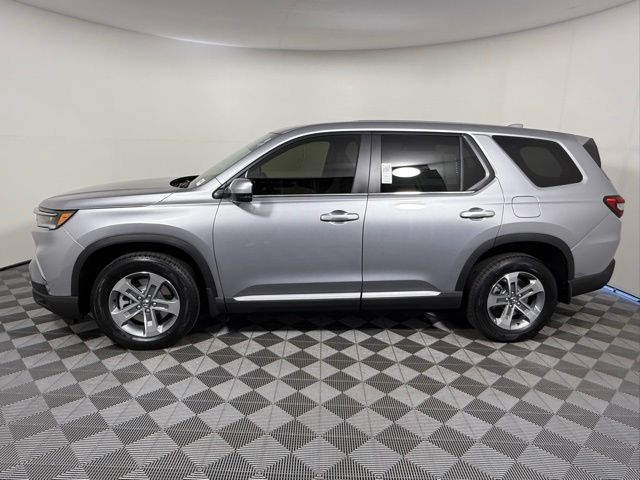 2025 Honda Pilot EX-L photo 3
