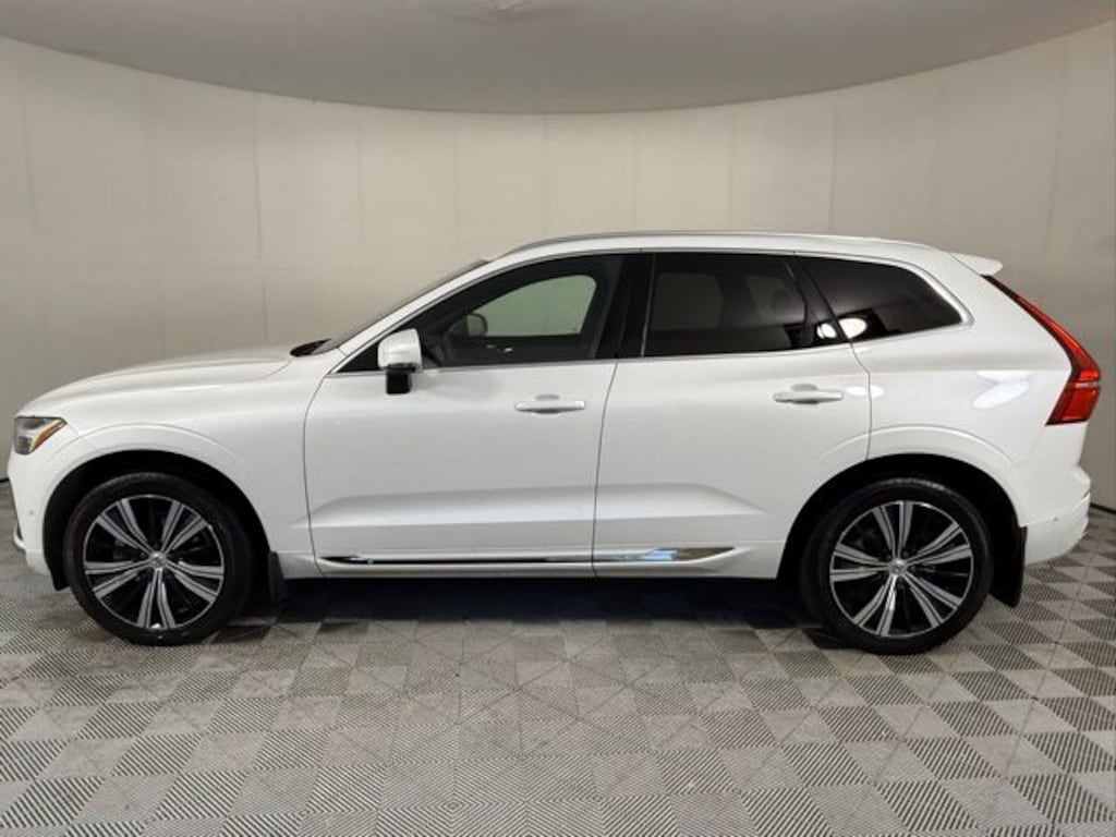 Used 2022 Volvo XC60 B5 AWD Inscription SUV