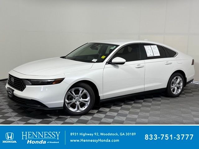 2025 Honda Accord LX's photo