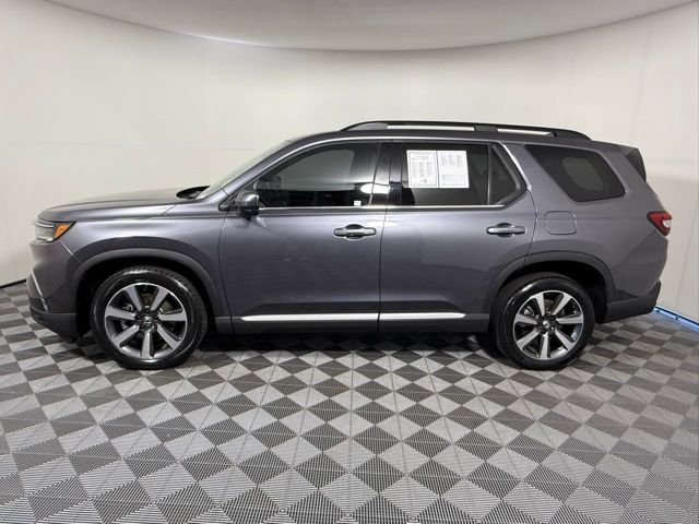 2023 Honda Pilot Elite photo 3