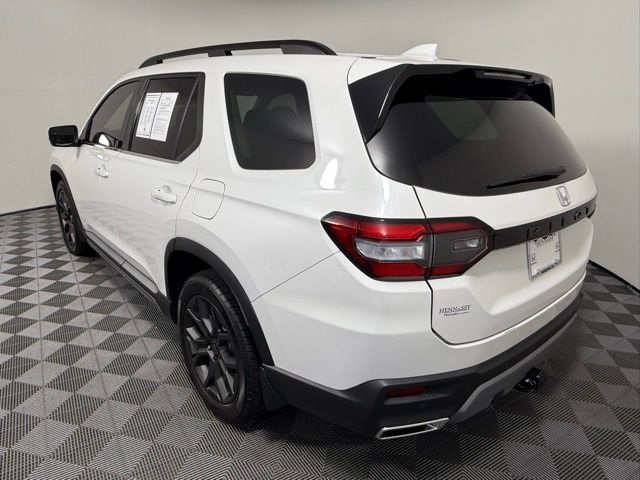 2024 Honda Pilot Touring photo 4