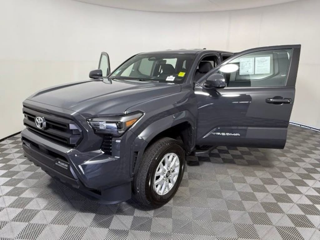 Used 2024 Toyota Tacoma SR5 Truck Double Cab
